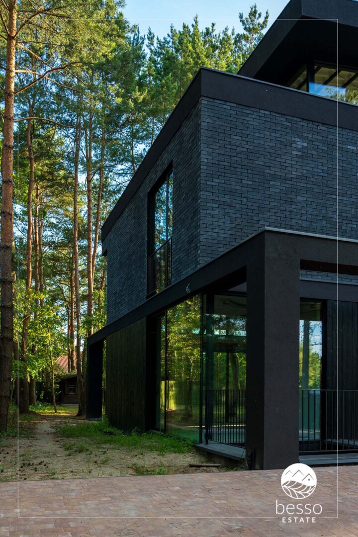 Konstancin Besso Estate